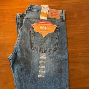 591 CT Levi’s